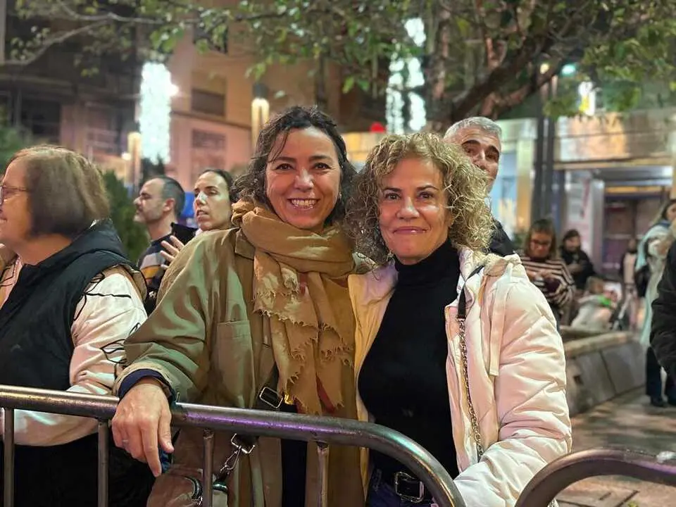Chocolate, churros y Zamboba: la Navidad llega a Plaza de los Reyes / Alma Palomino