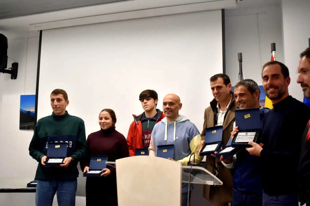 Gala de premios de la Federaci&oacute;n de Deportes de Monta&ntilde;a y Escalada de Ceuta (7)