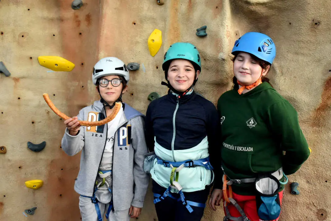 Escalada Solidaria en el Roc&oacute;dromo