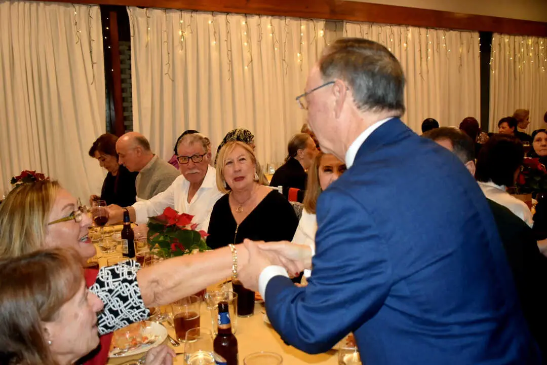 Segunda cena de Navidad de mayores (33)