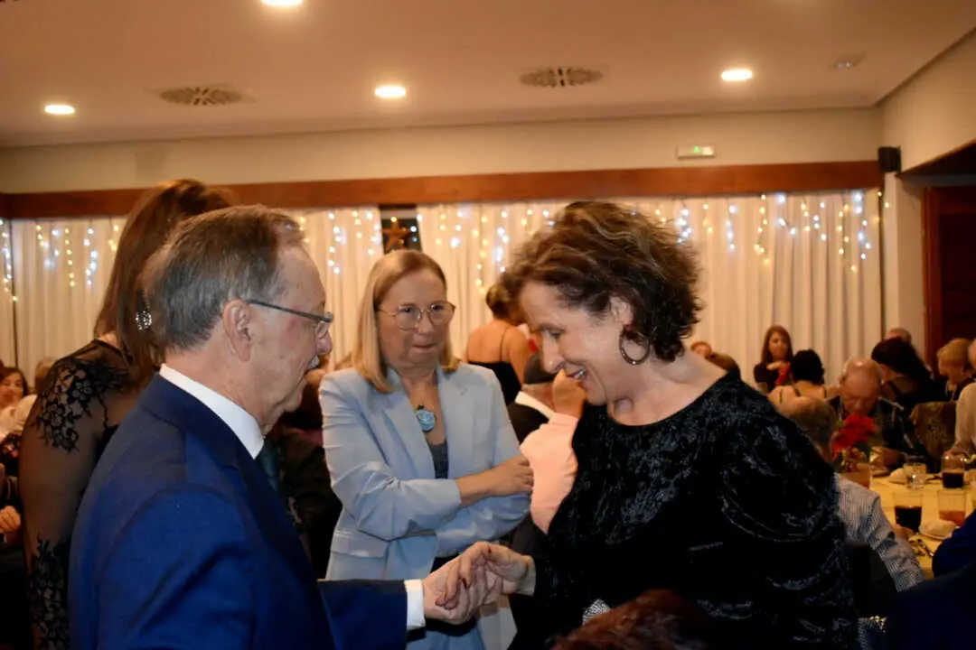 Segunda cena de Navidad de mayores (30)