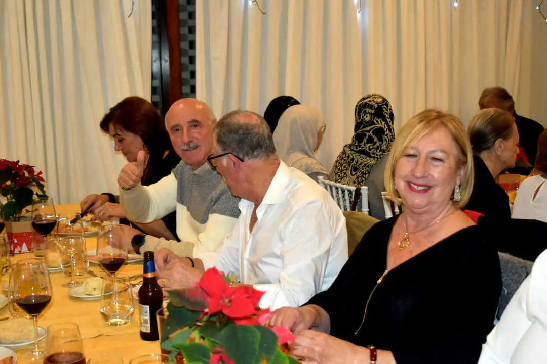 Segunda cena de Navidad de mayores (27)
