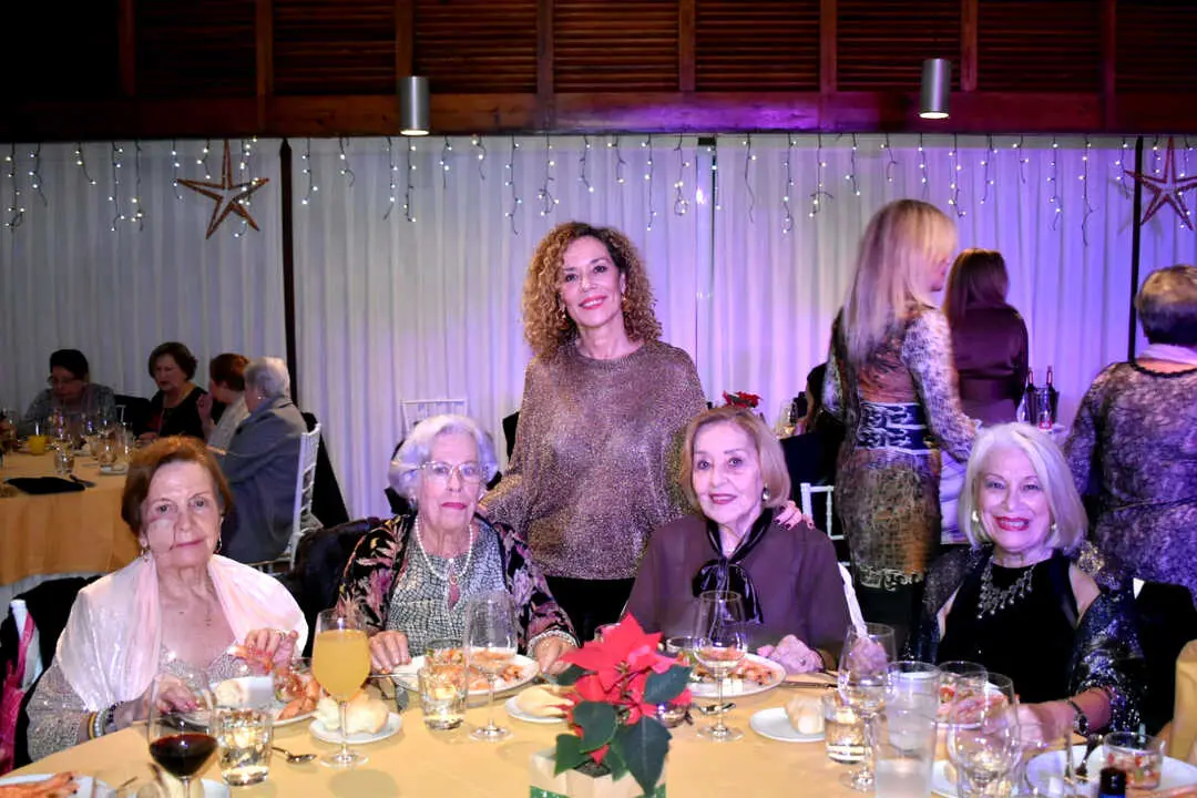 Segunda cena de Navidad de mayores (20)