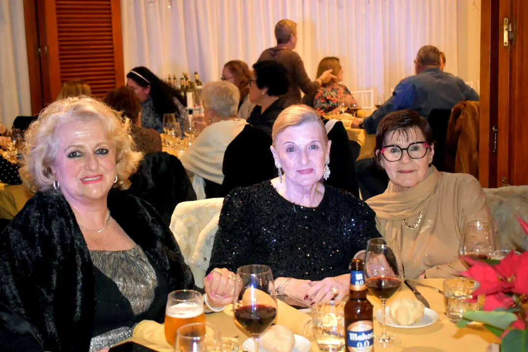 Segunda cena de Navidad de mayores (2)