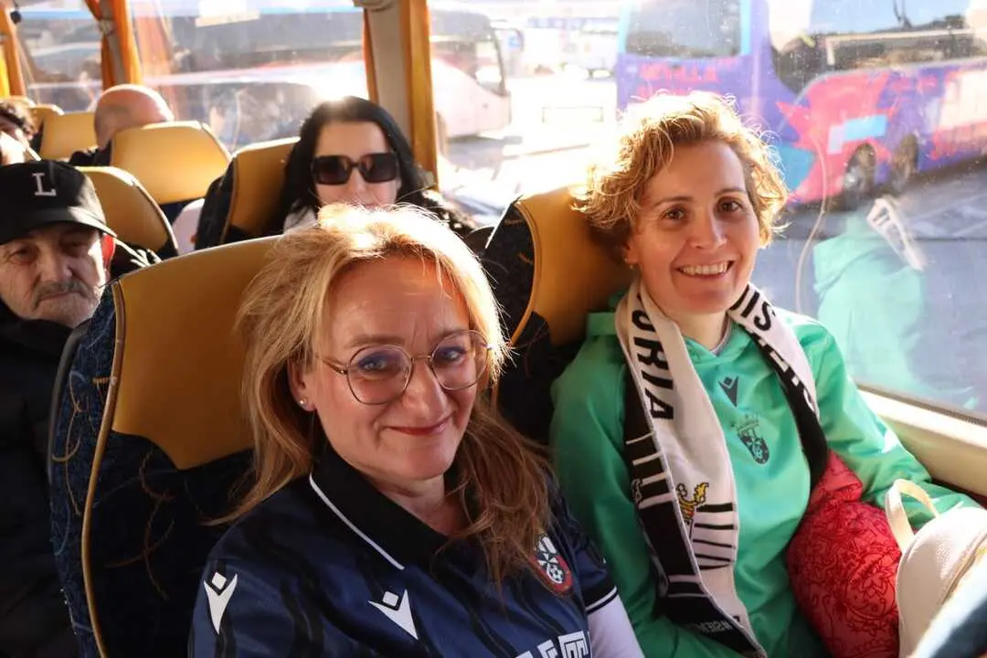 Afici&oacute;n del Ceuta en M&aacute;laga. Foto: Abdeselam Mohamed.