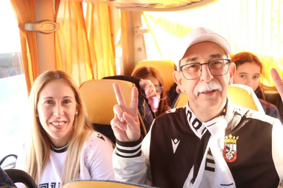 Afici&oacute;n del Ceuta en M&aacute;laga. Foto: Abdeselam Mohamed.