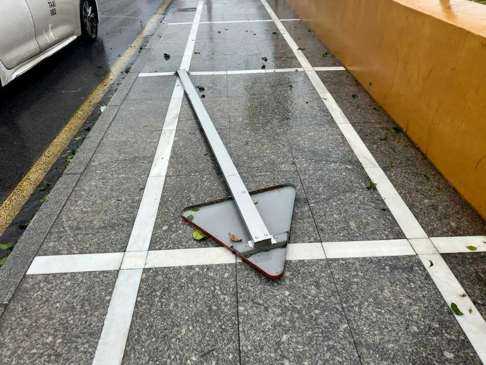 Efectos del fuerte temporal en Ceuta. Foto: Mohamed Ettouileb