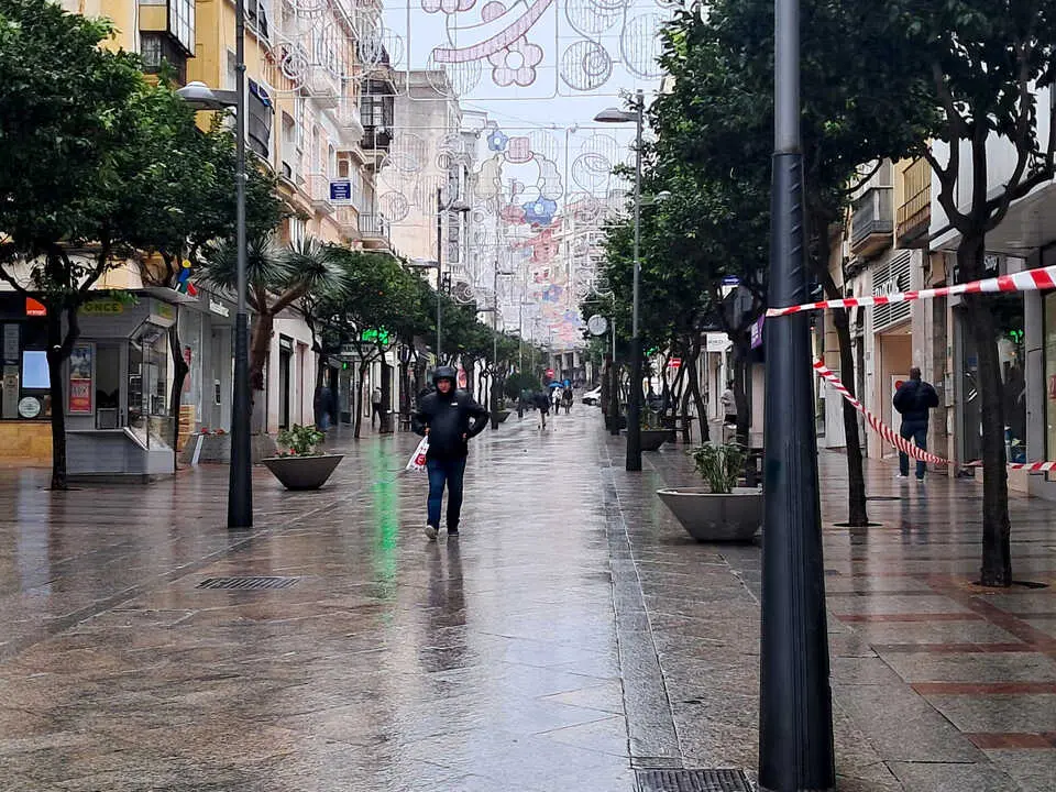 Efectos del fuerte temporal en Ceuta. Foto C&eacute;sar Mart&iacute;n  (13)