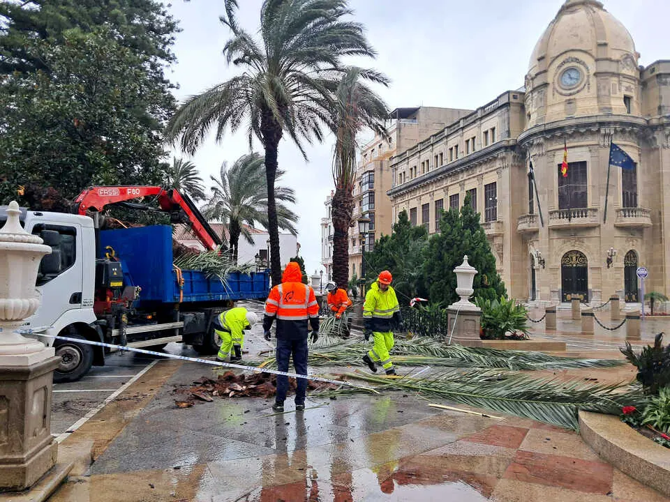 Efectos del fuerte temporal en Ceuta. Foto C&eacute;sar Mart&iacute;n  (12)