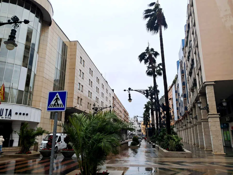 Efectos del fuerte temporal en Ceuta. Foto C&eacute;sar Mart&iacute;n  (11)
