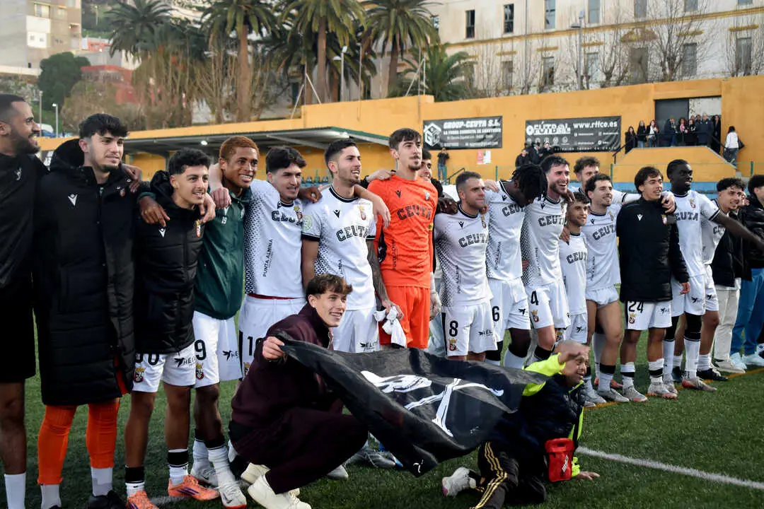 Encuentro entre el filial de la AD Ceuta FC y la Real Balomp&eacute;dica Linense  (20)