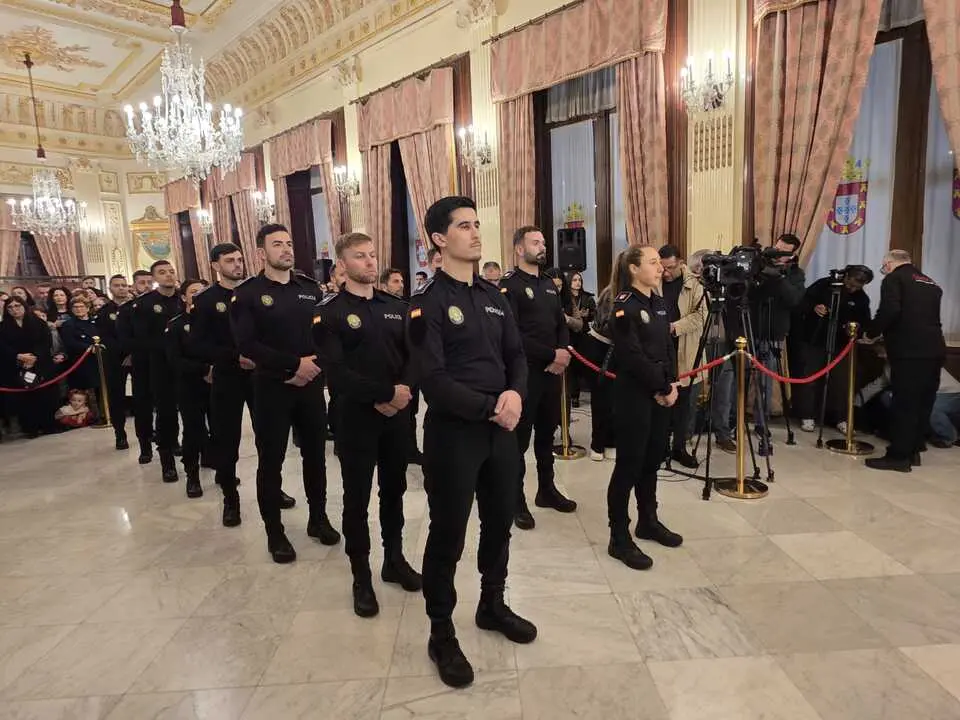 Presentaci&oacute;n de los nuevos Polic&iacute;as Locales de Ceuta. Foto: Laura Ortiz