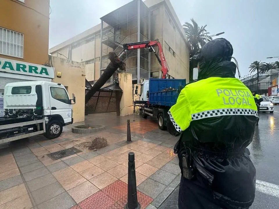 Los efectos de la alerta naranja en Ceuta Mohammed Ettouileb (2)