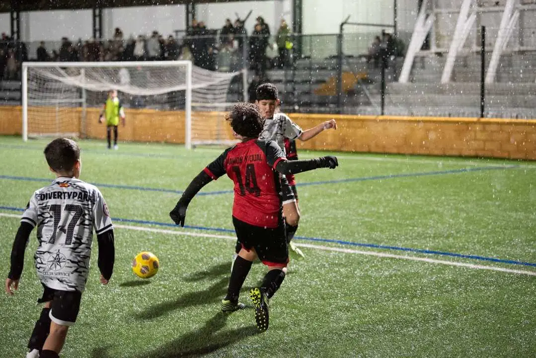 Jornada de f&uacute;tbol base de la RFFCE durante este viernes 6 de febrero en el Jos&eacute; Benoliel. Foto: Ra&uacute;l Fern&aacute;ndez
