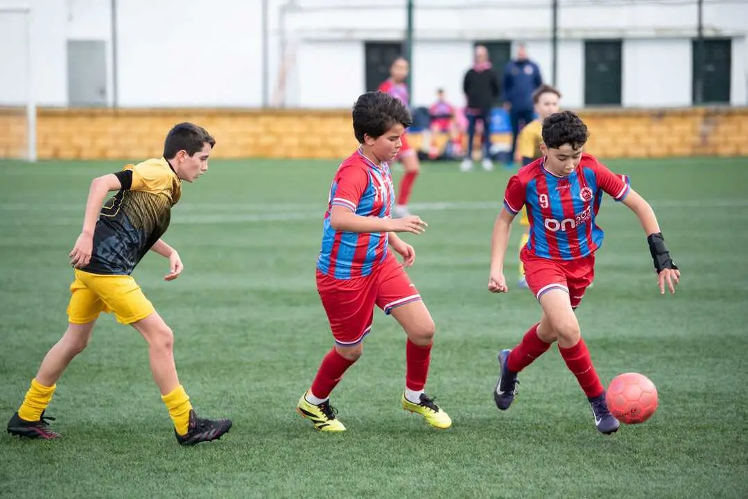 Jornada de f&uacute;tbol base de la RFFCE durante este viernes 6 de febrero en el Jos&eacute; Benoliel. Foto: Ra&uacute;l Fern&aacute;ndez