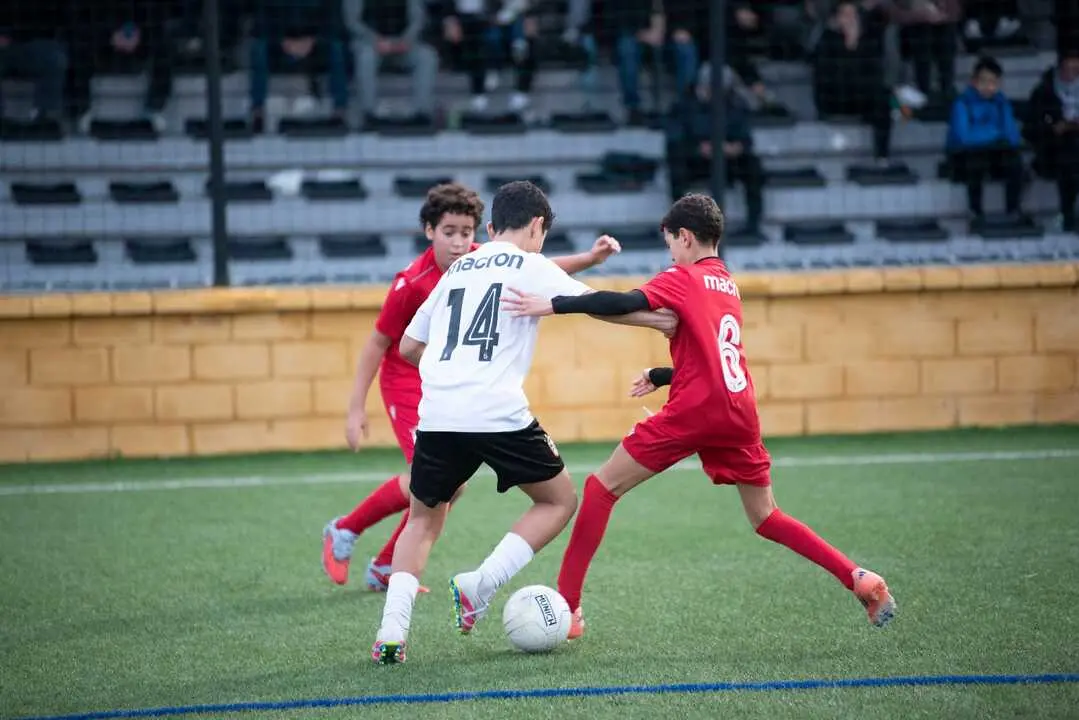 Jornada de f&uacute;tbol base de la RFFCE durante este viernes 6 de febrero en el Jos&eacute; Benoliel. Foto: Ra&uacute;l Fern&aacute;ndez