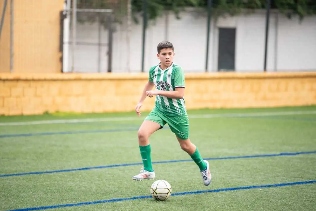 Jornada de f&uacute;tbol base de la RFFCE durante este viernes 6 de febrero en el Jos&eacute; Benoliel. Foto: Ra&uacute;l Fern&aacute;ndez