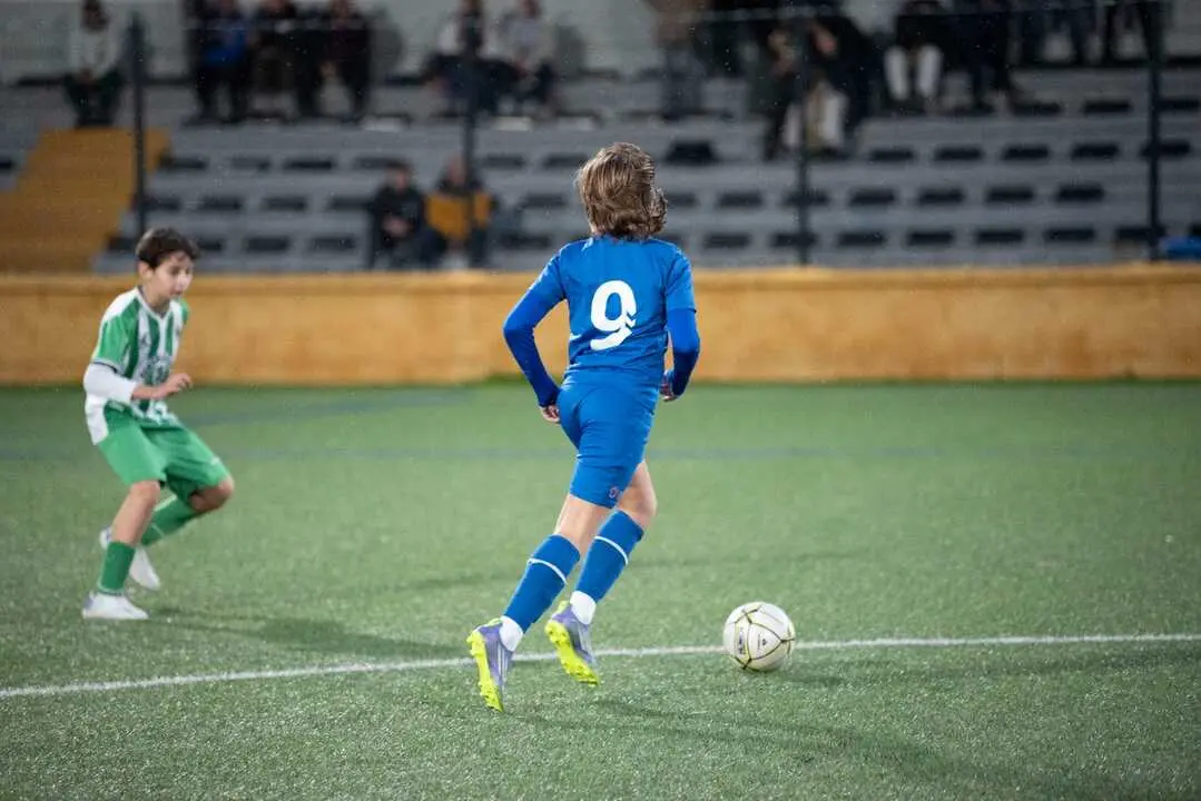 Jornada de f&uacute;tbol base de la RFFCE durante este viernes 6 de febrero en el Jos&eacute; Benoliel. Foto: Ra&uacute;l Fern&aacute;ndez