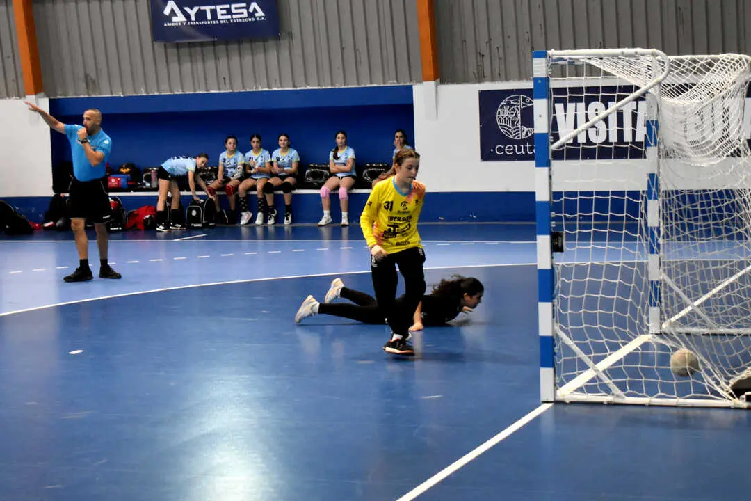 Encuentro de Liga Andaluza de Balonmano Infantil entre el CB Ram&oacute;n y Cajal y el Algeciras Promesas (12)
