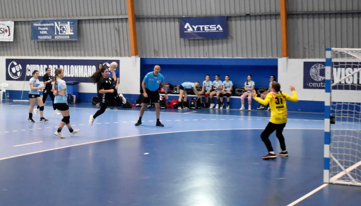 Encuentro de Liga Andaluza de Balonmano Infantil entre el CB Ram&oacute;n y Cajal y el Algeciras Promesas (10)