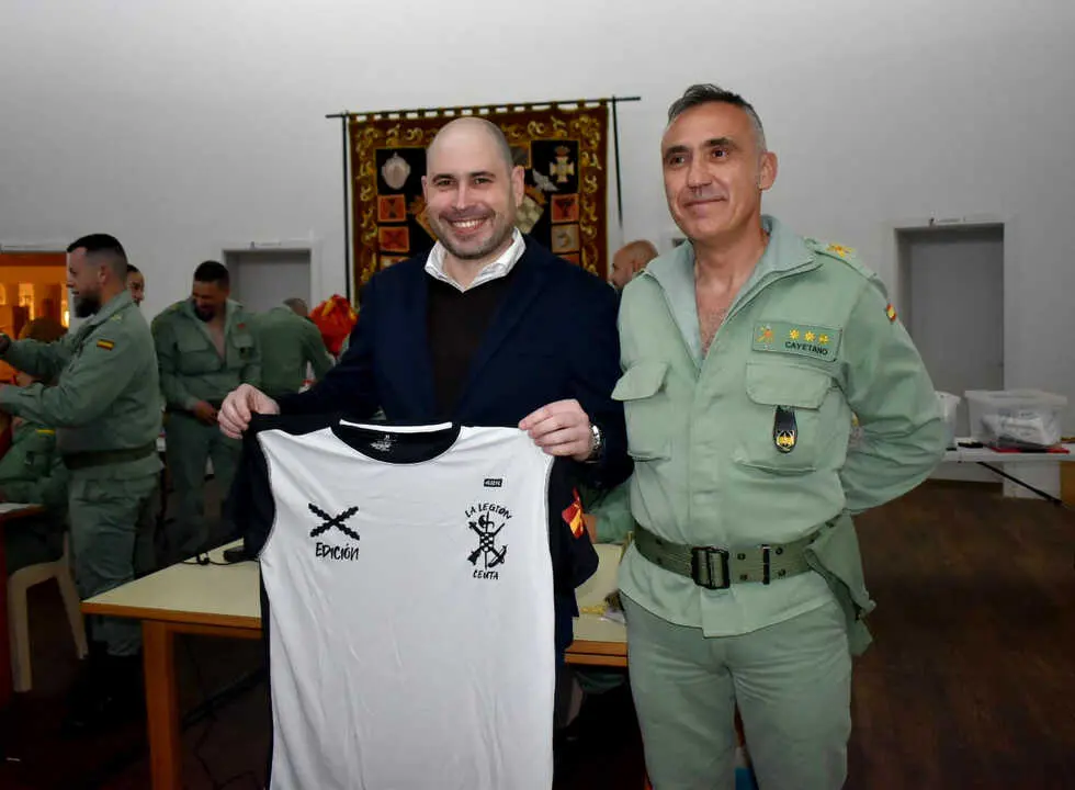 Segunda jornada de recogidas de dorsales de la Cuna de la Legi&oacute;n  (2)