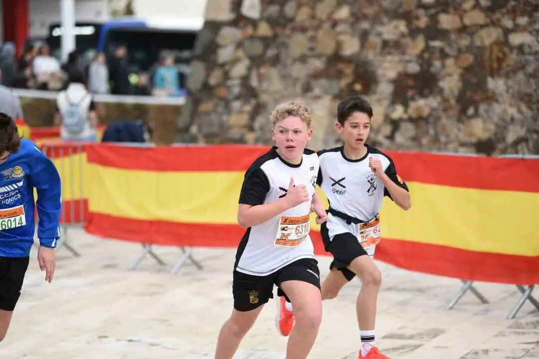 Cuna de La Legi&oacute;n joven y benjam&iacute;n / Rafa B&aacute;ez