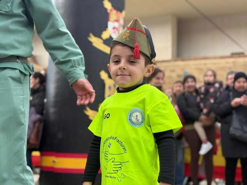 Cuna de La Legi&oacute;n joven y benjam&iacute;n / Rafa B&aacute;ez