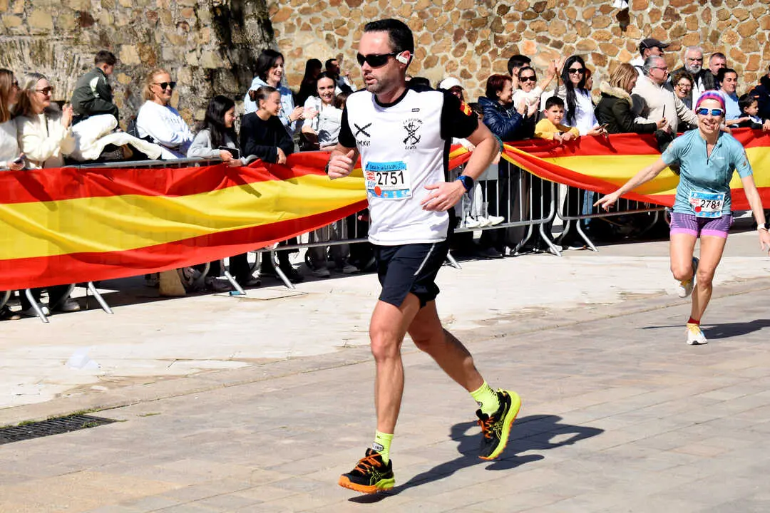 Ceuta, 8 de marzo de 2026. El consejero de Comercio, Turismo, Empleo y Deporte, Nicola Cecchi, acompa&ntilde;ado del director general de Deporte, Sergio Aguilera, y la gerente del ICD, Araceli Garc&iacute;a, presentar&aacute;n est (11)