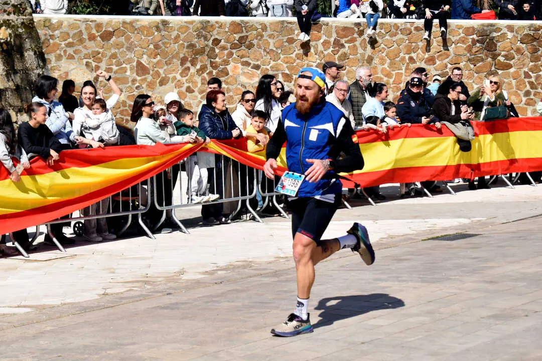 Ceuta, 8 de marzo de 2026. El consejero de Comercio, Turismo, Empleo y Deporte, Nicola Cecchi, acompa&ntilde;ado del director general de Deporte, Sergio Aguilera, y la gerente del ICD, Araceli Garc&iacute;a, presentar&aacute;n este (4)