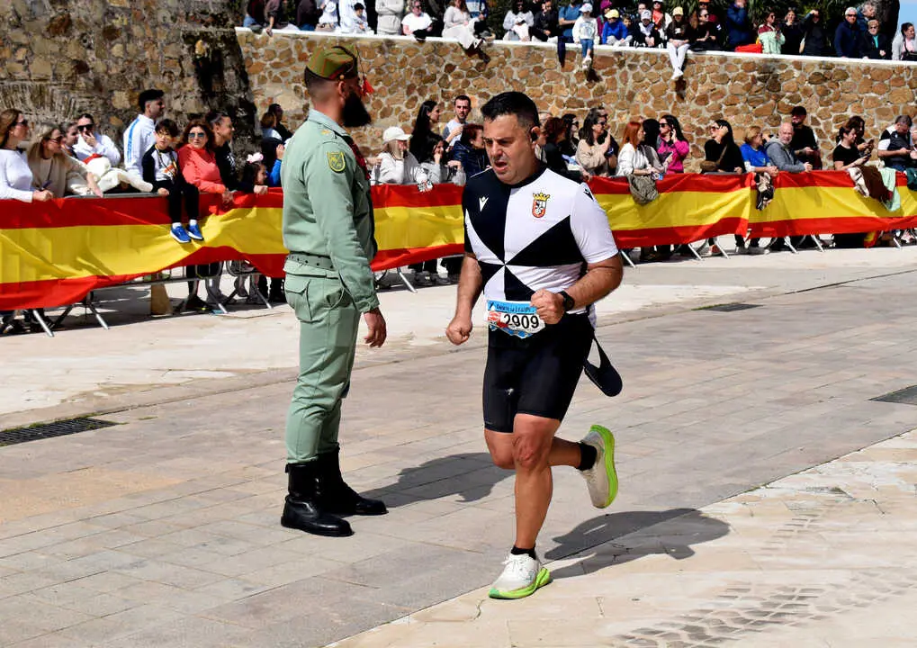 Entrada al  Patio de Armas de las Murallas Reales en la Cuna de la Legi&oacute;n  (40)