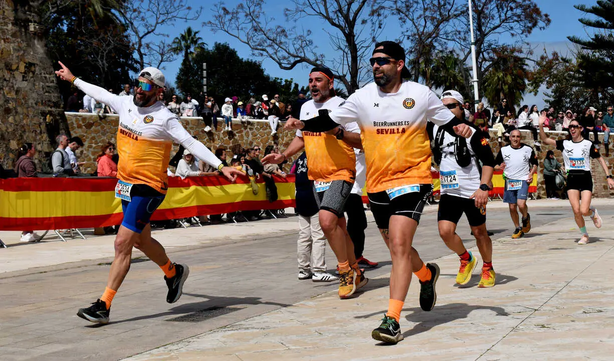 Llegada a meta en la d&eacute;cima edici&oacute;n de la Cuna de la Legi&oacute;n de Ceuta (17)