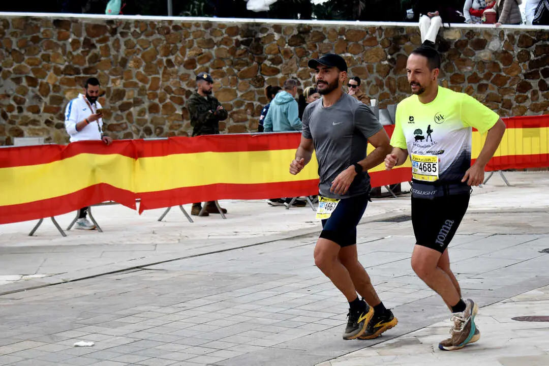Llegada a meta de la prueba de 50 kil&oacute;metros de la Cuna de la Legi&oacute;n de Ceuta (49)