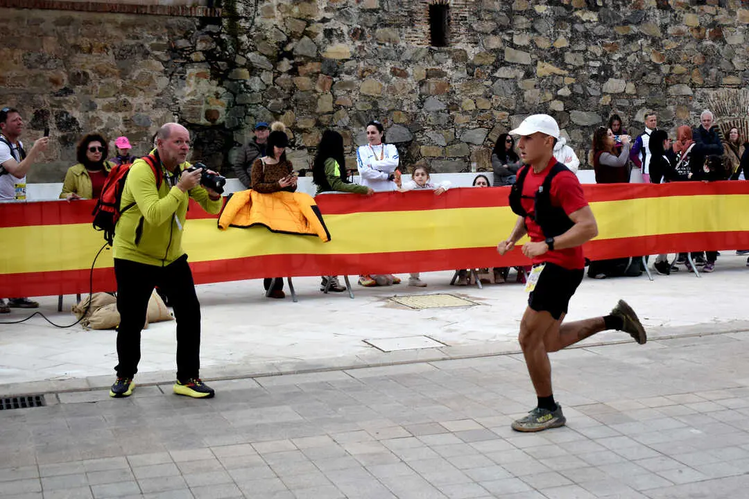 Llegada a meta de la prueba de 50 kil&oacute;metros de la Cuna de la Legi&oacute;n de Ceuta (43)