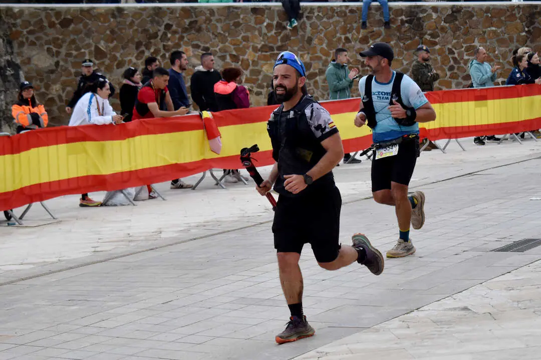 Llegada a meta de la prueba de 50 kil&oacute;metros de la Cuna de la Legi&oacute;n de Ceuta (99)