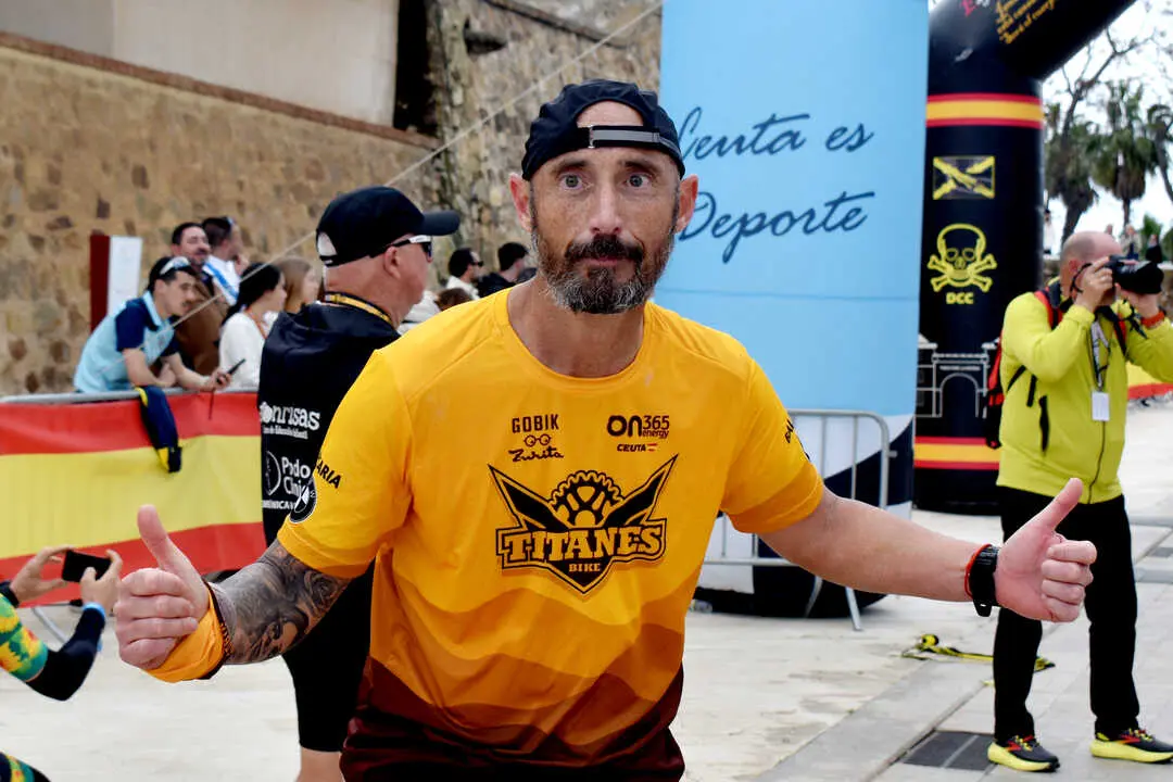 Llegada a meta de la prueba de 50 kil&oacute;metros de la Cuna de la Legi&oacute;n de Ceuta (93)