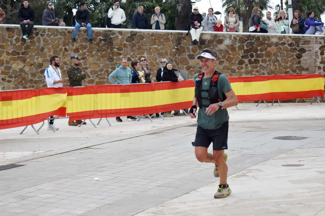 Llegada a meta de la prueba de 50 kil&oacute;metros de la Cuna de la Legi&oacute;n de Ceuta (88)