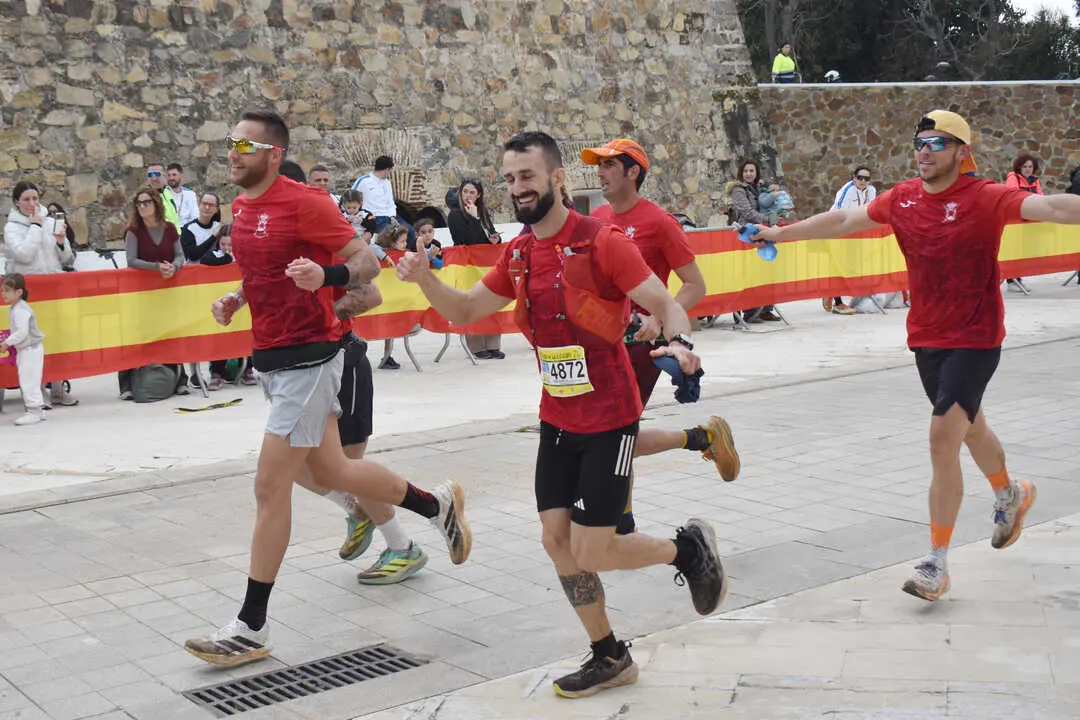 Llegada a meta de la prueba de 50 kil&oacute;metros de la Cuna de la Legi&oacute;n de Ceuta (85)