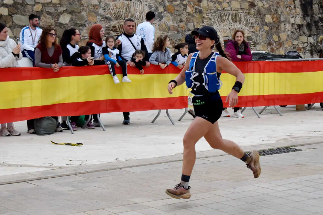 Llegada a meta de la prueba de 50 kil&oacute;metros de la Cuna de la Legi&oacute;n de Ceuta (82)