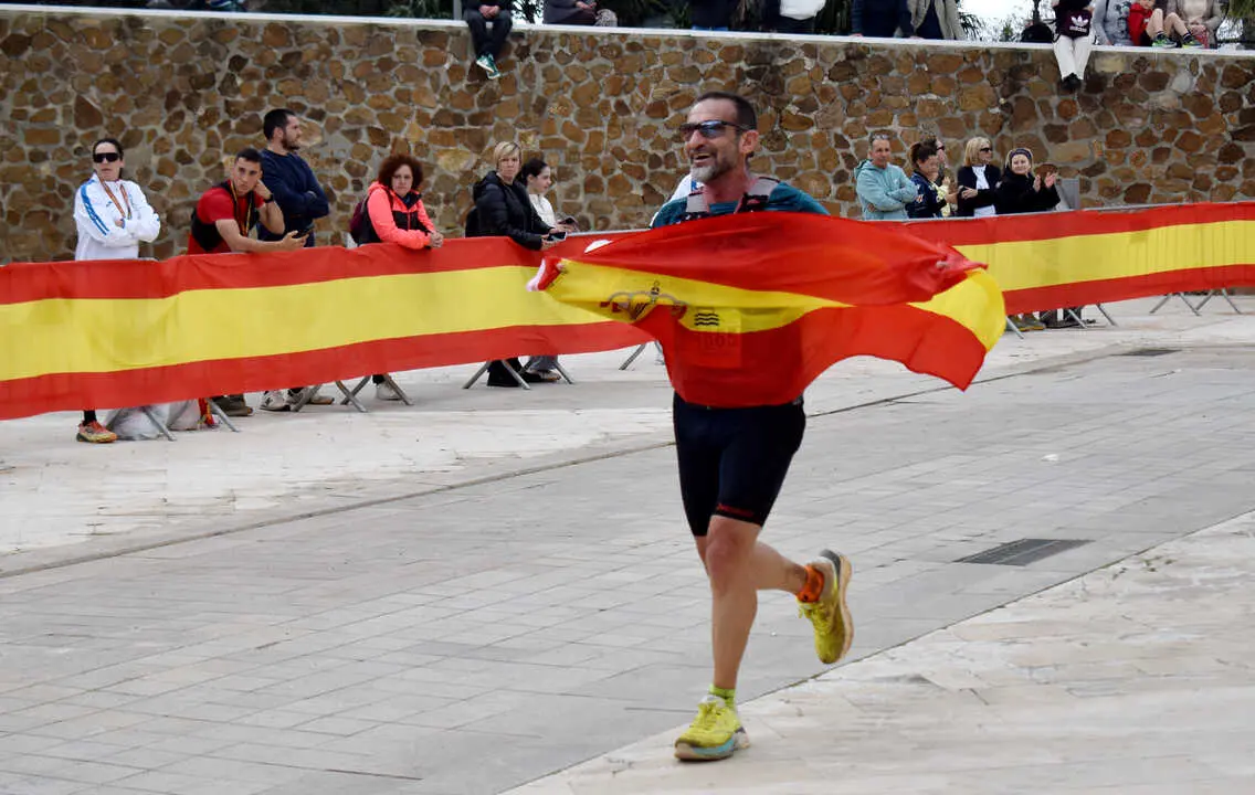 Llegada a meta de la prueba de 50 kil&oacute;metros de la Cuna de la Legi&oacute;n de Ceuta (79)