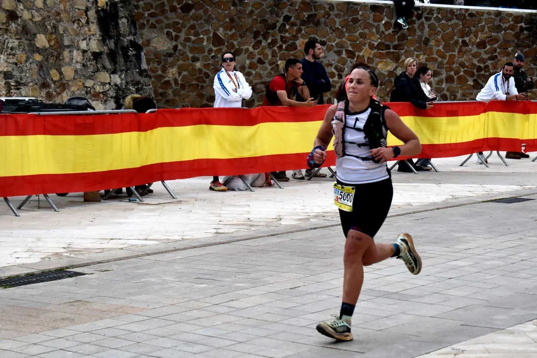 Llegada a meta de la prueba de 50 kil&oacute;metros de la Cuna de la Legi&oacute;n de Ceuta (78)