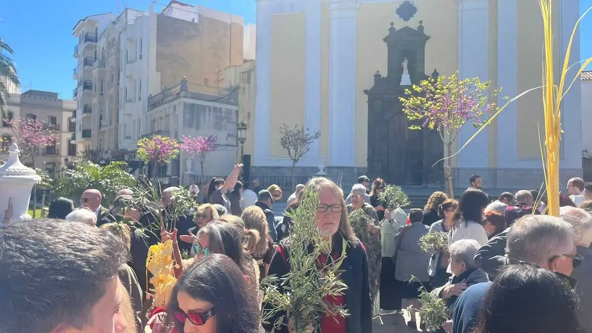 Bendici&oacute;n de palmas del Domingo de Ramos / Andr&eacute;s Illescas