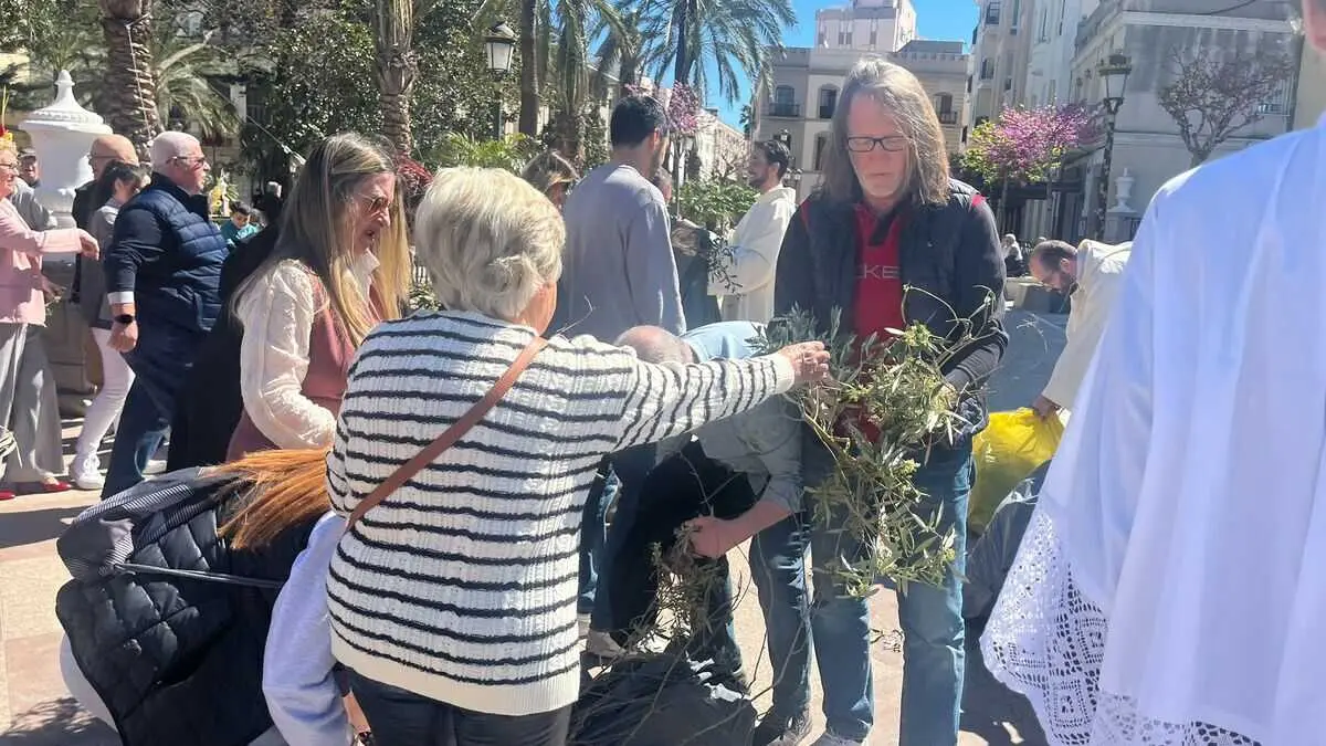 Bendici&oacute;n de palmas del Domingo de Ramos / Andr&eacute;s Illescas