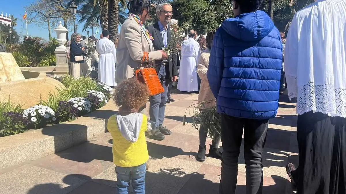 Bendici&oacute;n de palmas del Domingo de Ramos / Andr&eacute;s Illescas