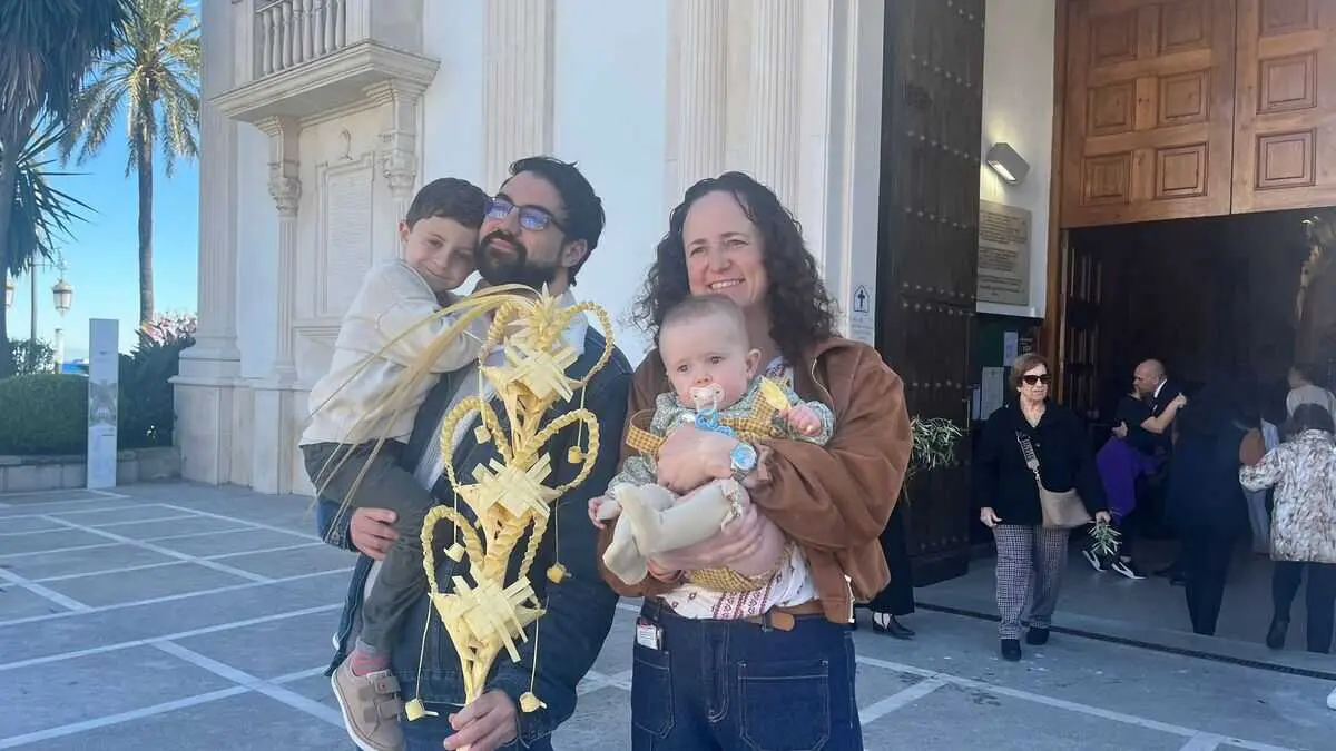 Bendici&oacute;n de palmas del Domingo de Ramos / Andr&eacute;s Illescas