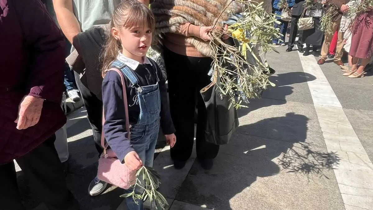 Bendici&oacute;n de palmas del Domingo de Ramos / Andr&eacute;s Illescas