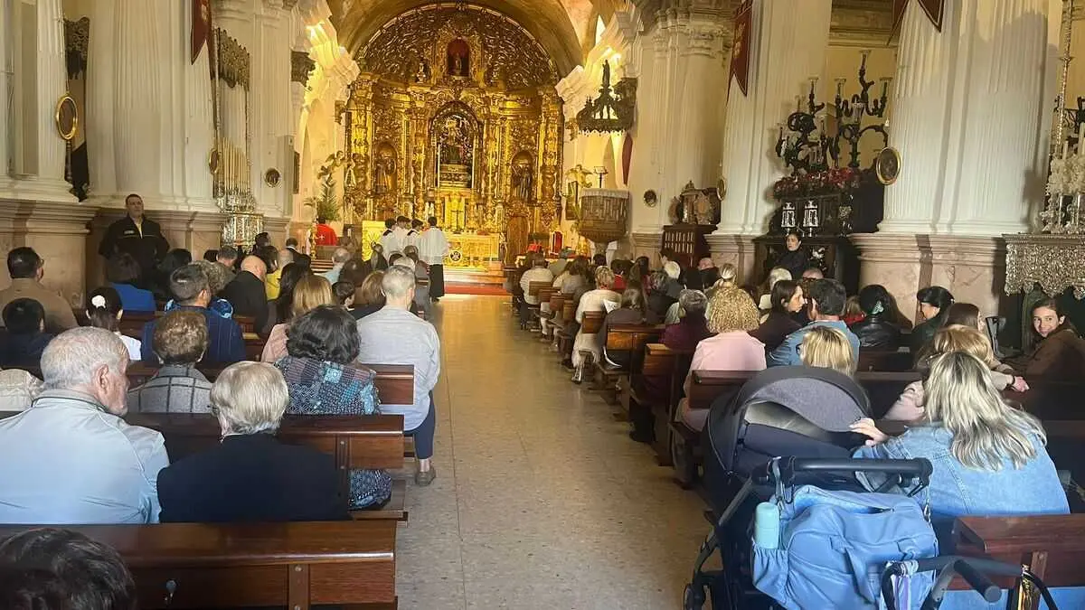 Bendici&oacute;n de palmas del Domingo de Ramos / Andr&eacute;s Illescas