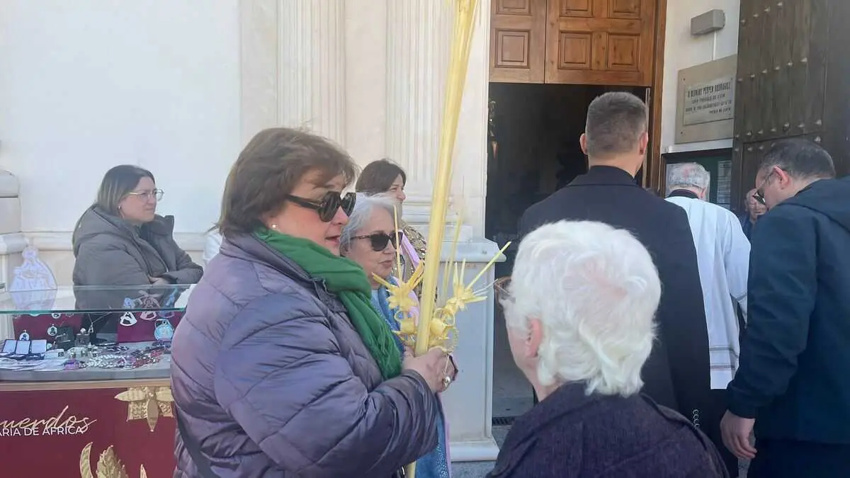 Bendici&oacute;n de palmas del Domingo de Ramos / Andr&eacute;s Illescas