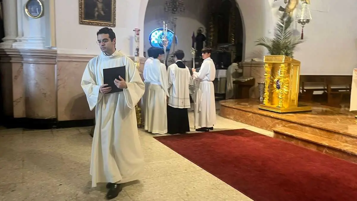 Bendici&oacute;n de palmas del Domingo de Ramos / Andr&eacute;s Illescas