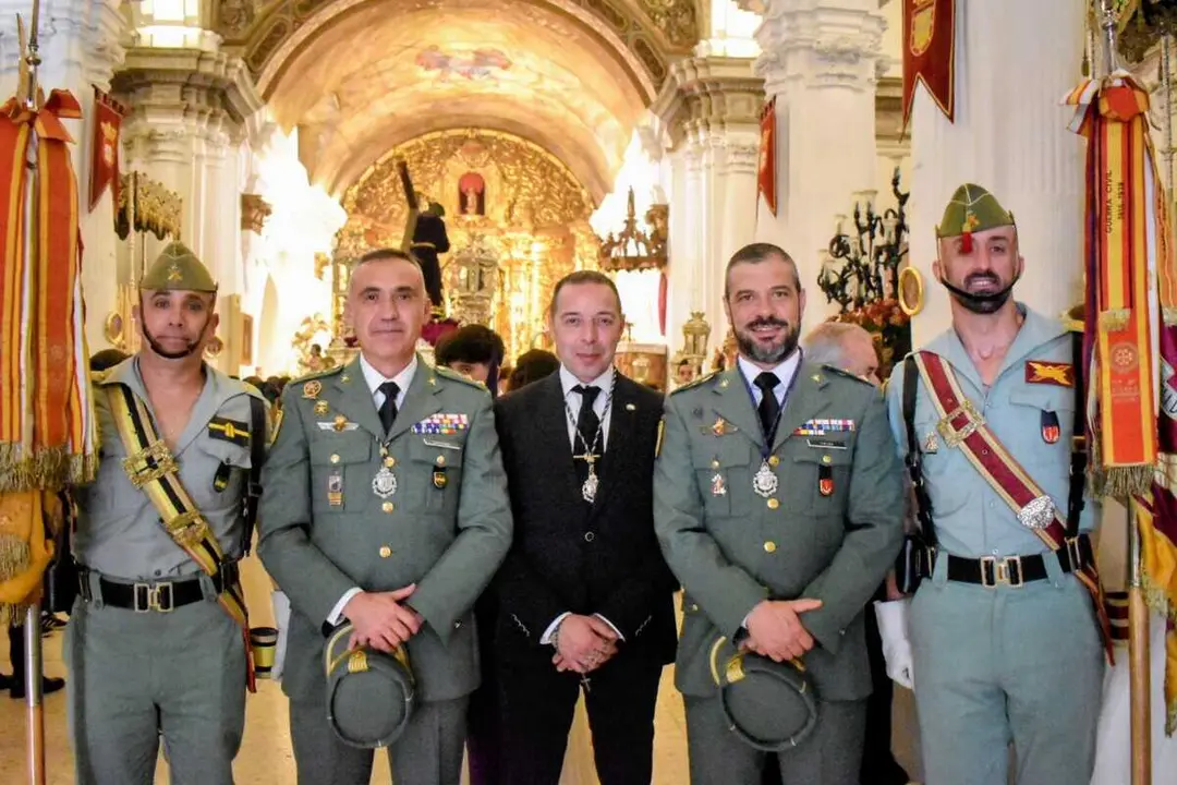 El Encuentro / Rafa B&aacute;ez