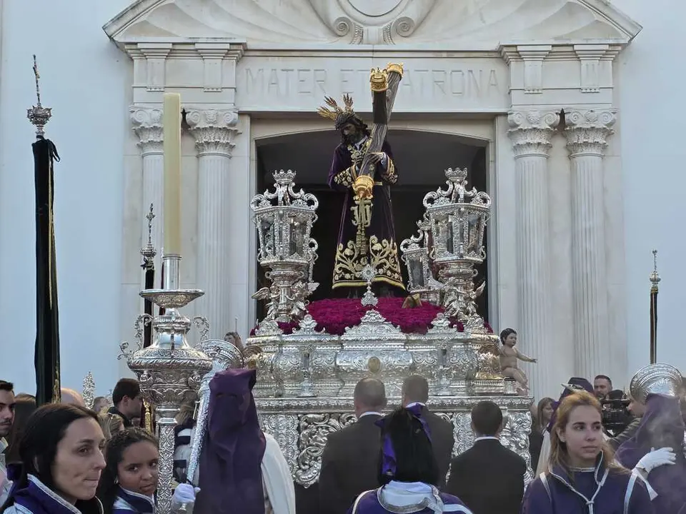 El Encuentro / Laura Ortiz